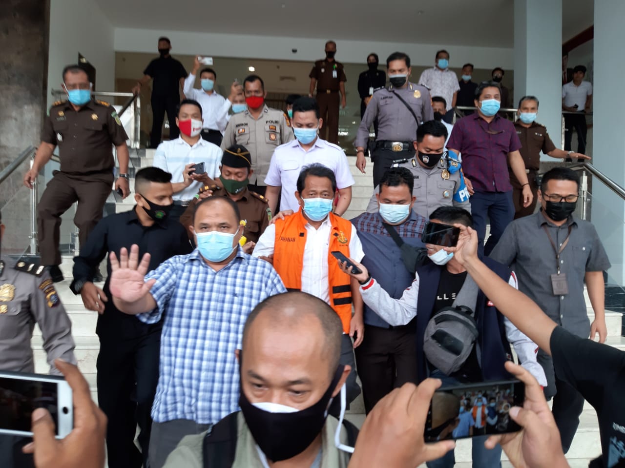 Terkait Dugaan Korupsi di Siak, Kejati Riau Tetapkan Sekdaprov Yan Prana Sebagai Tersangka